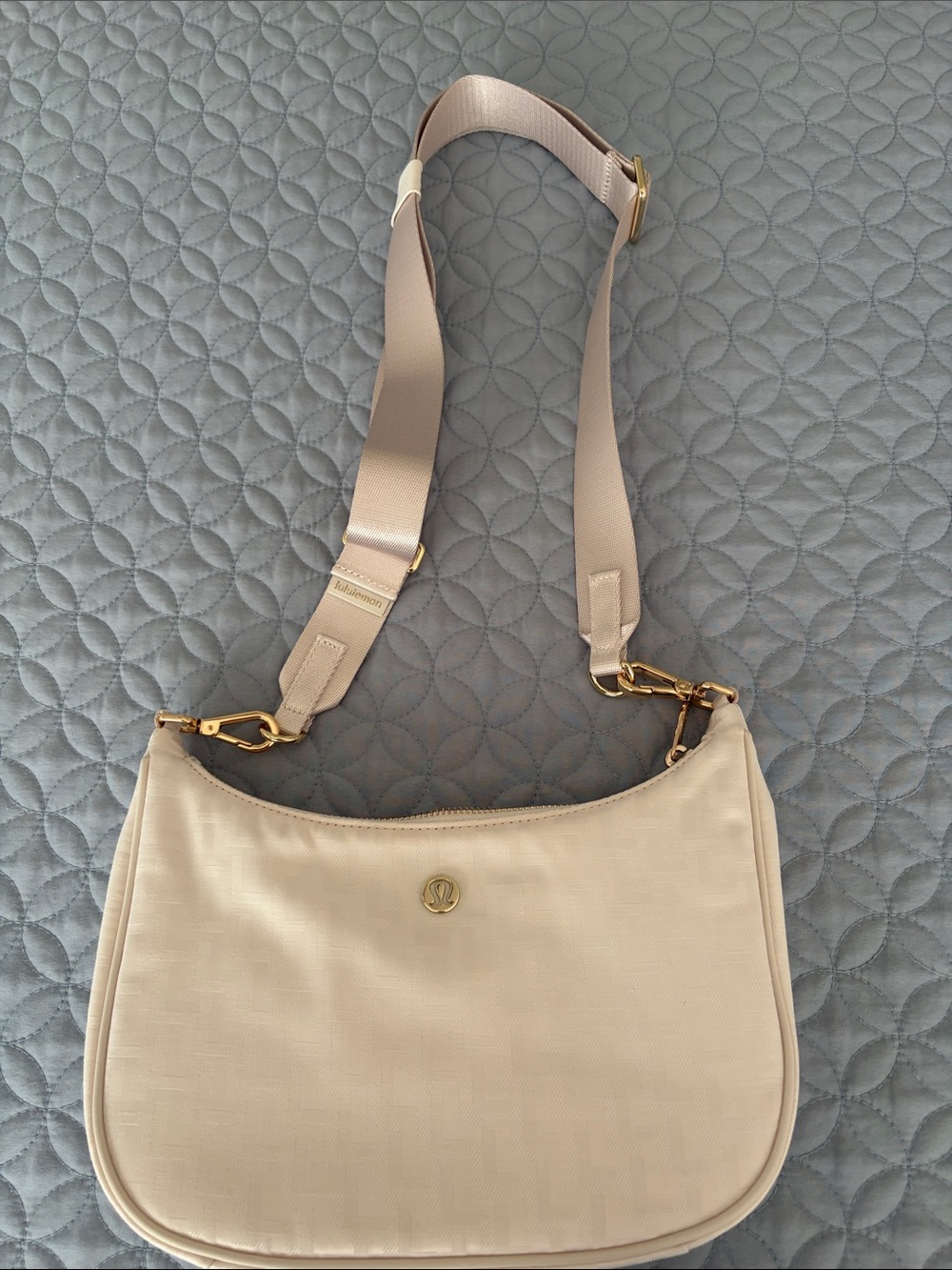 lululemon white